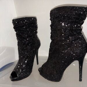 Elegant Black Sequin Peep-Toe Boots